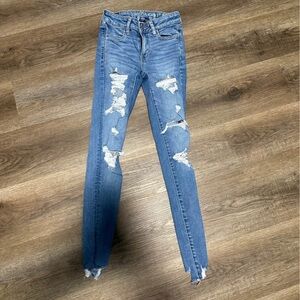 American Eagle “next level stretch” distressed jeggings size 2
